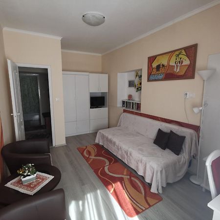 Tini Apartman Balatonfüred Buitenkant foto